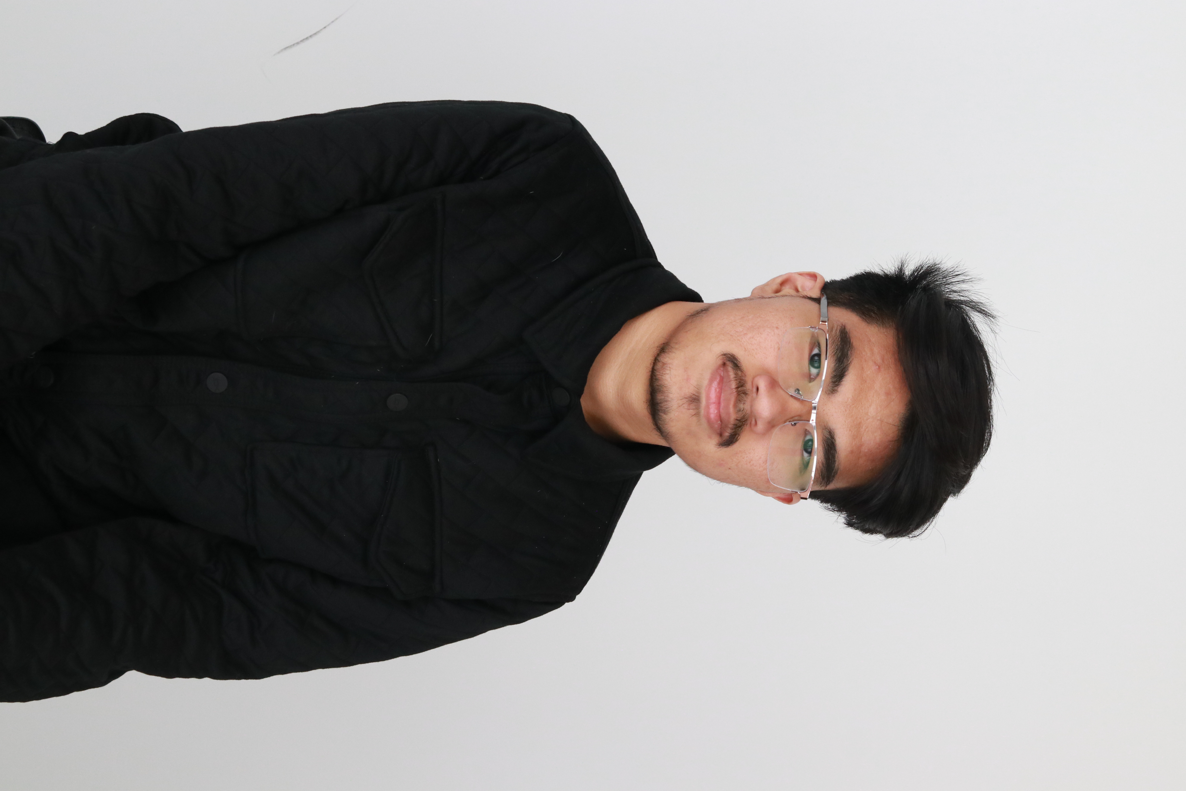 /lab_members/undergrads/nile_pham.jpeg